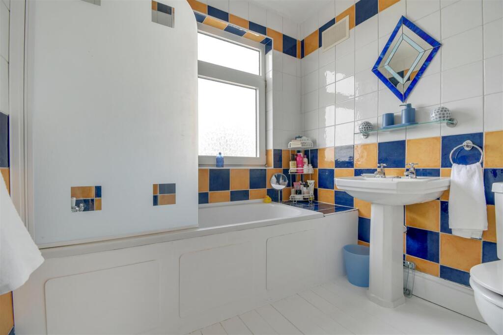 Family bathroom