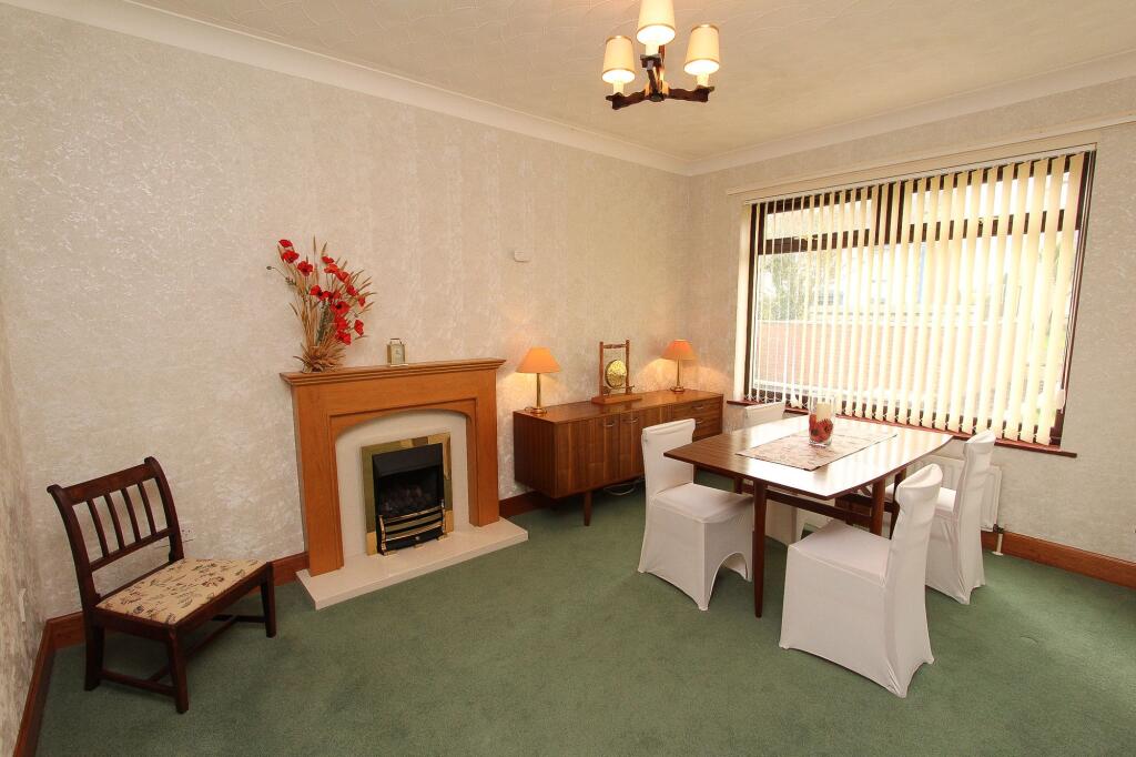 Dining Room/3rd Bedroom