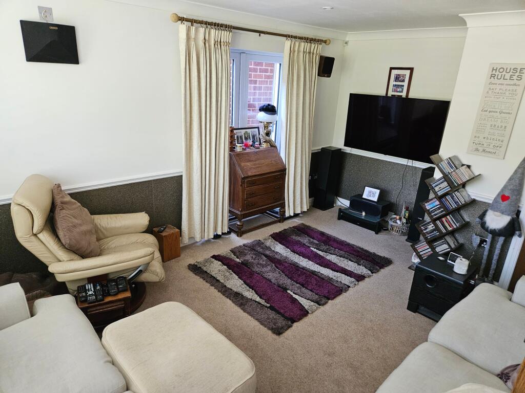 CINEMA ROOM