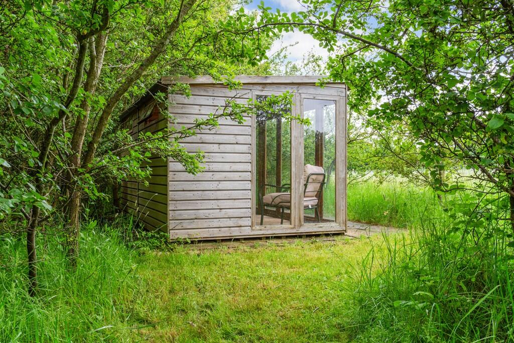 71431_The-Dairies...