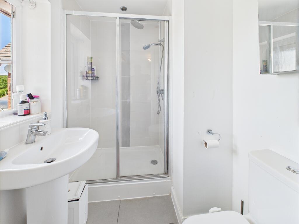 CAM03674G0-PR0564-STILL006