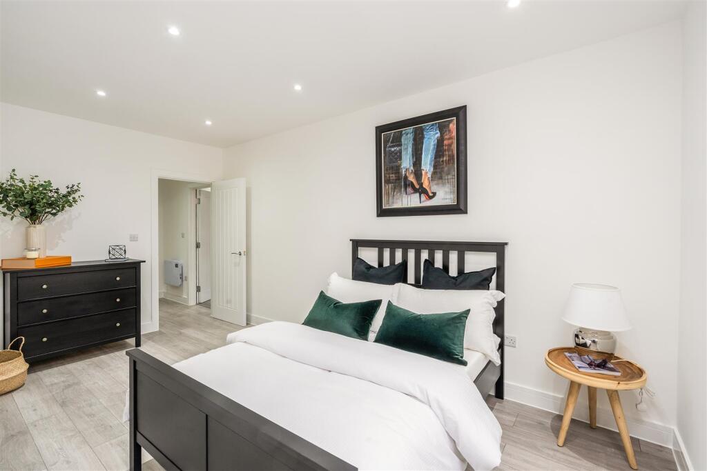 flat 6 272154 - (13).jpg