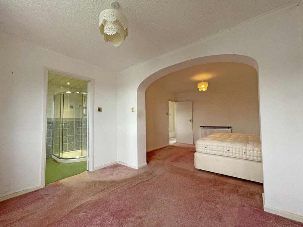 Beaumaris Road 72 Bed 1 Front.jpg