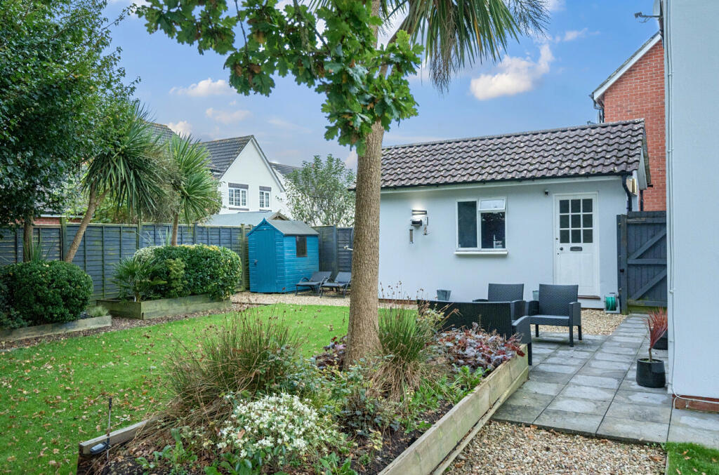 12 Elderberry Way