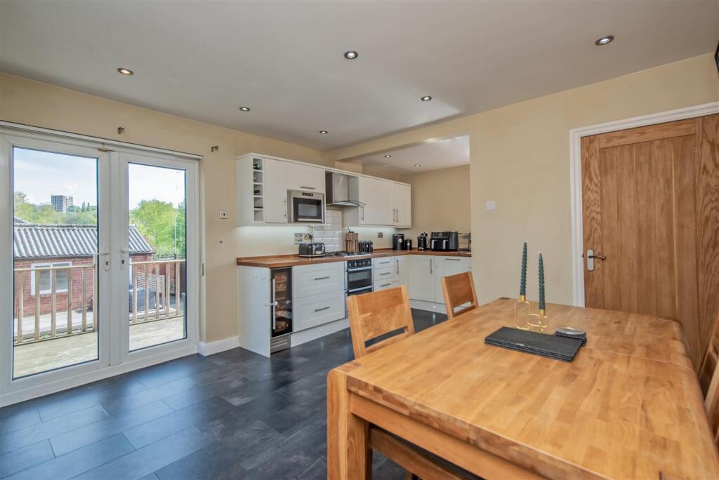 Fitted Dining Kitchen: