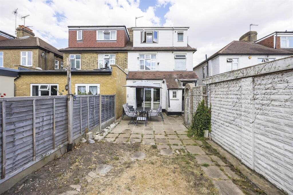 St. Barnabas Road, IG8