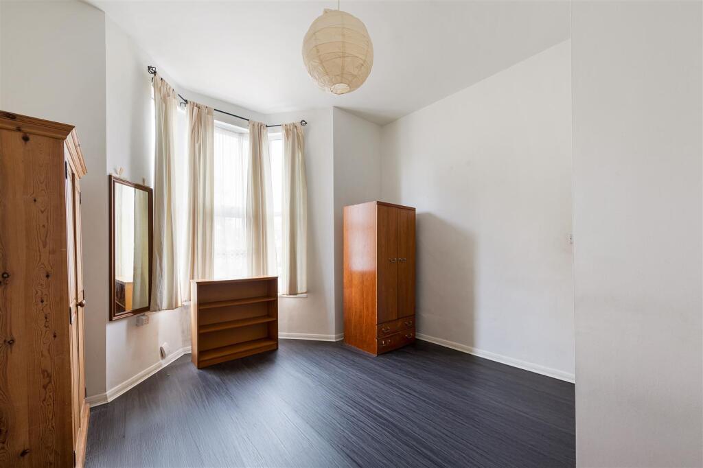 Hermon Hill E11