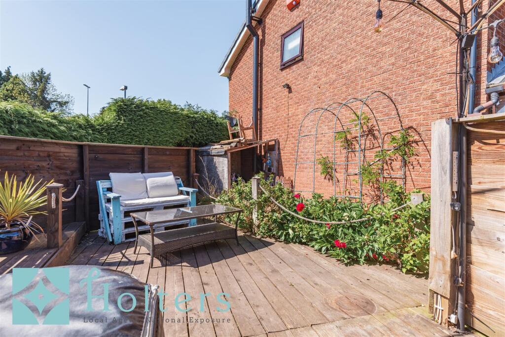 52 Pavilion Court, Newtown-06.jpg