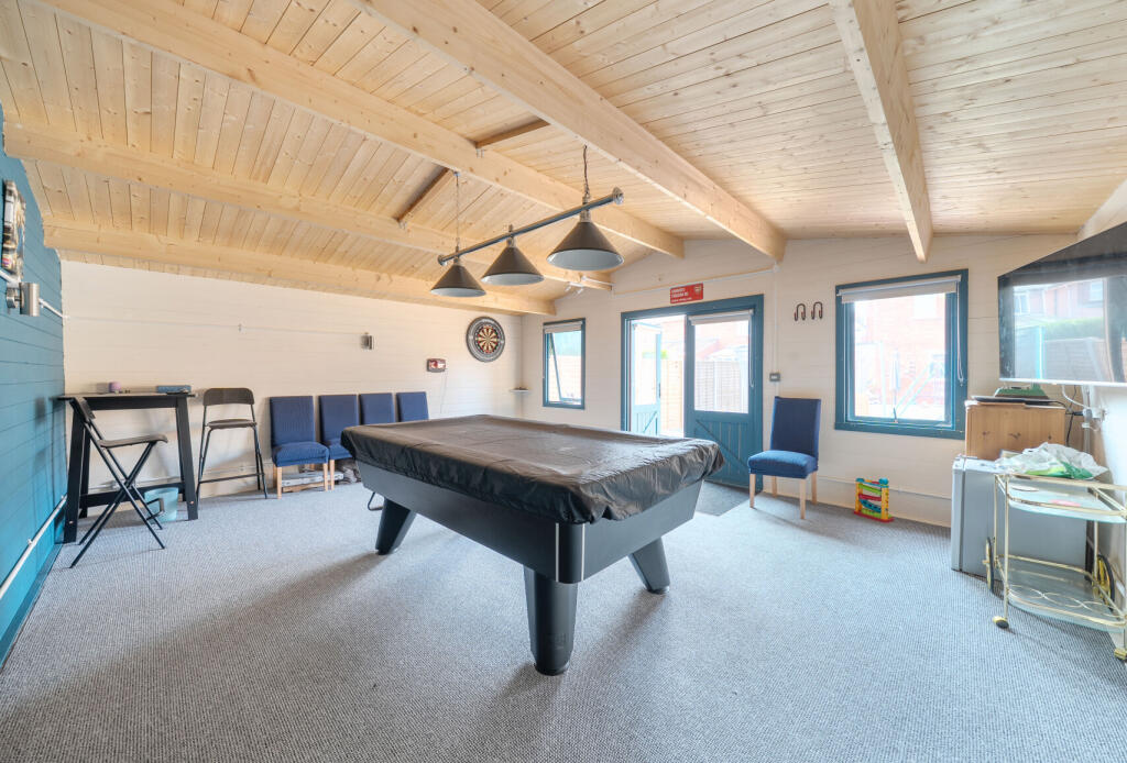 1336393-3-689efc2...