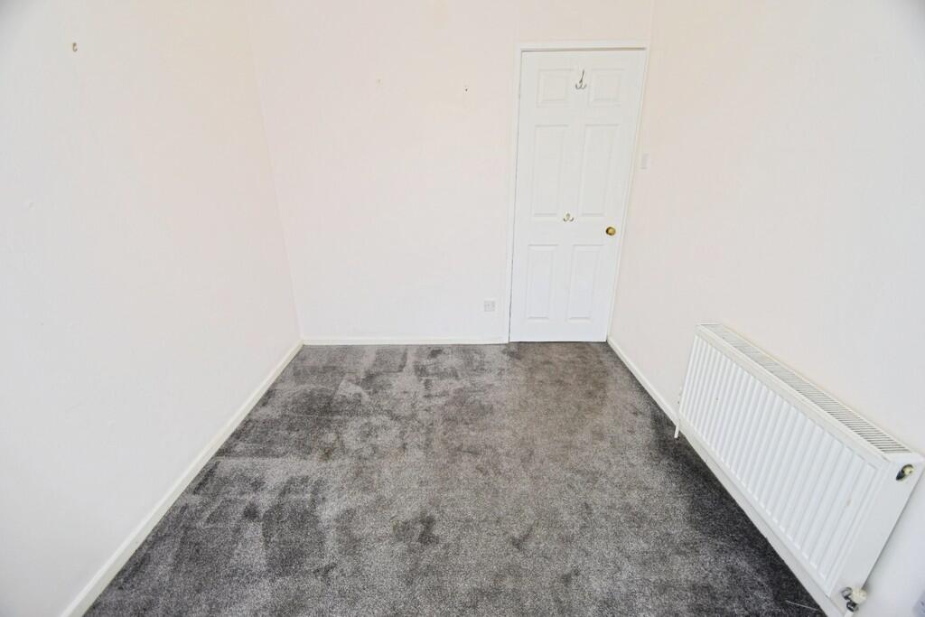 9f701b9f-Bedroom ...