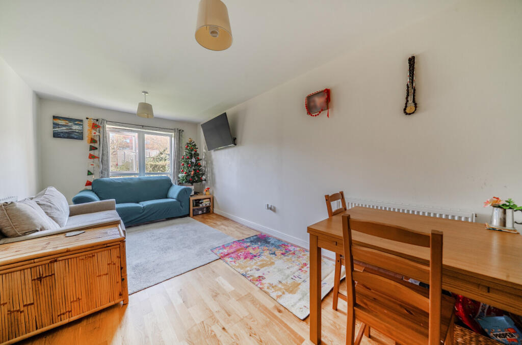 1393606-6-6945441...