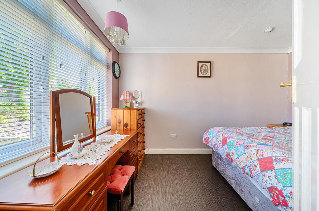 1296612-3-682b51e...