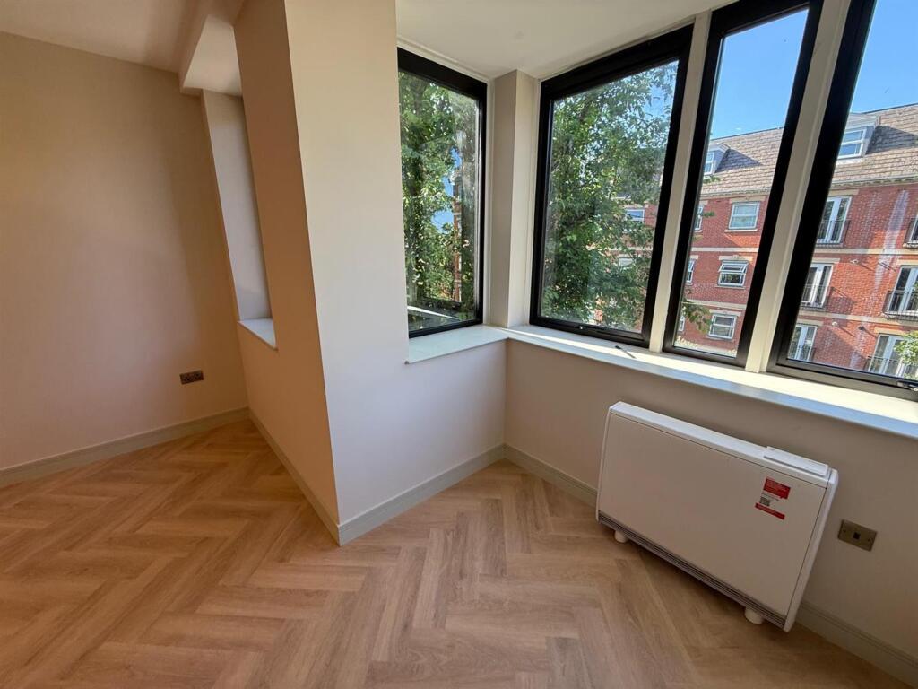 WhatsApp Image 2025-07-11 at 11.01.21 (4).jpeg