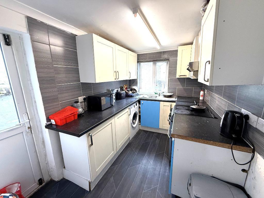 Jubilee Street, High Town, Luton, Bedfordshire, LU2 0EA