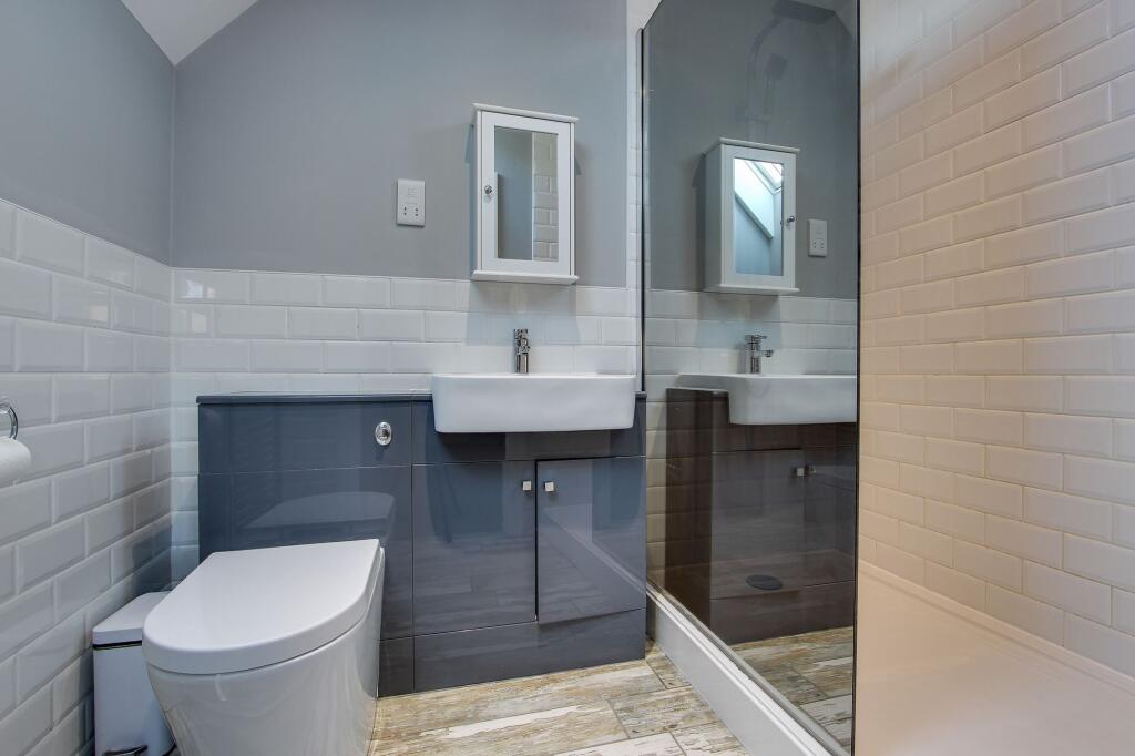 Ensuite