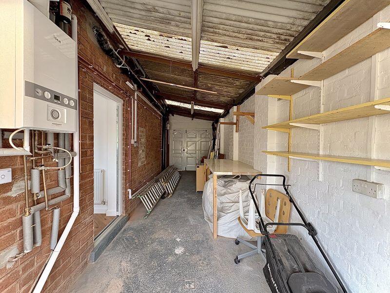 GARAGE