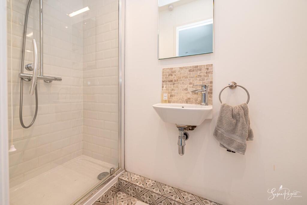 Ensuite