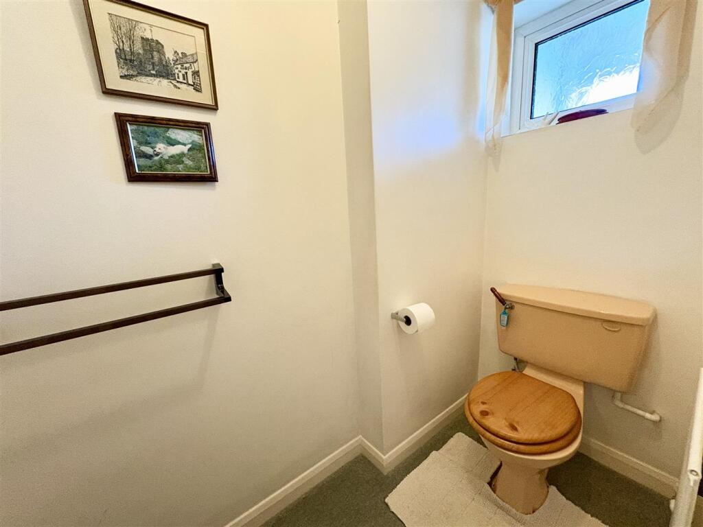 wc.jpg