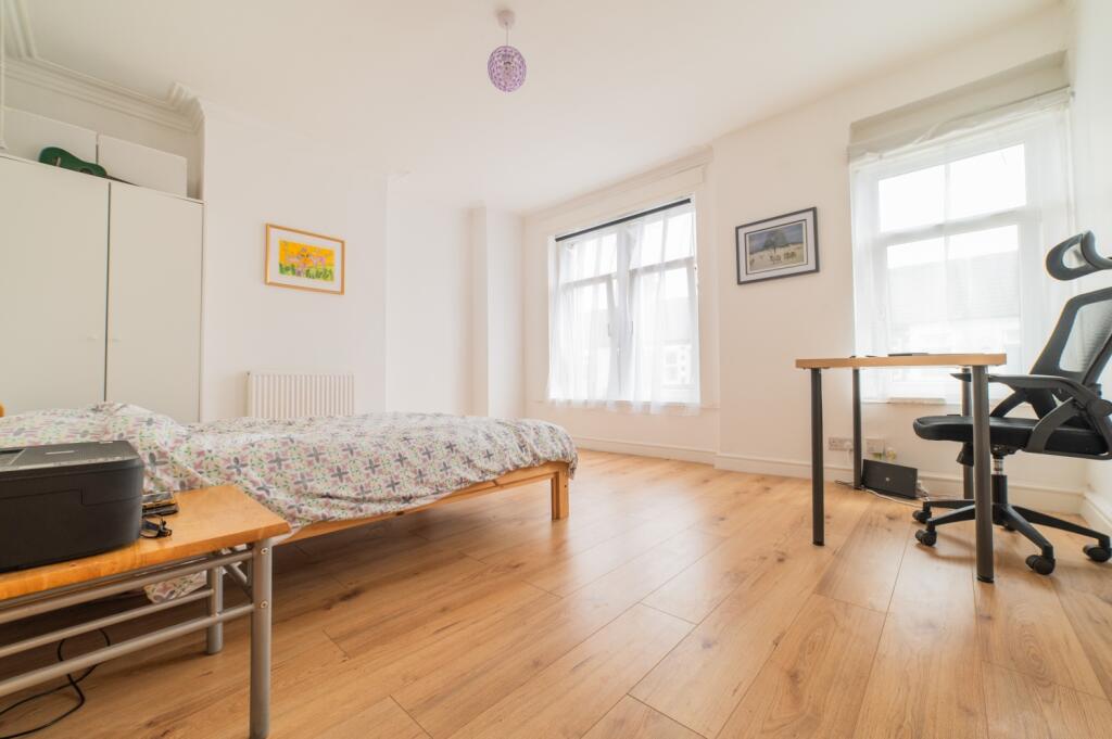 Call 02920 454555 to secure your viewing_12