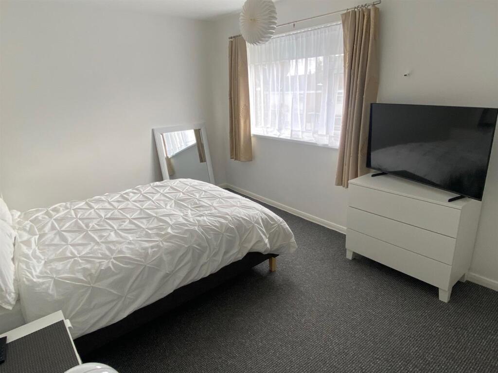 11 Coleridge Walk, Daventry