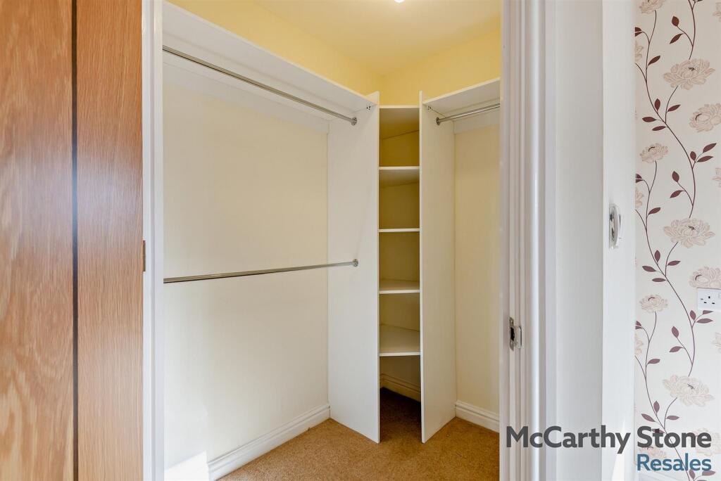 Walk In Wardrobe