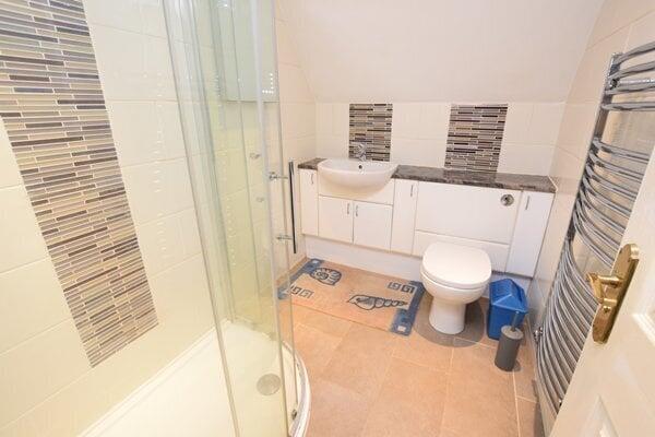 family shower room