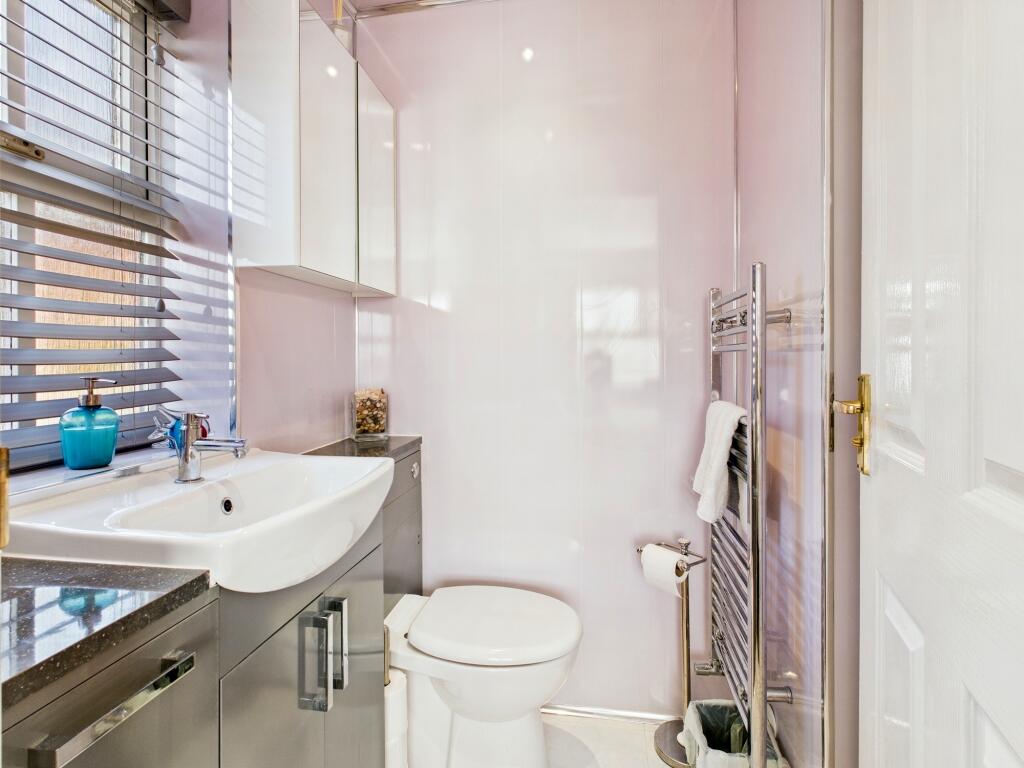 CAM05192G0-PR0013-STILL016