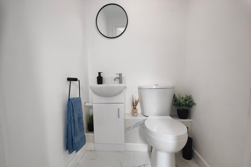 G/Flr WC