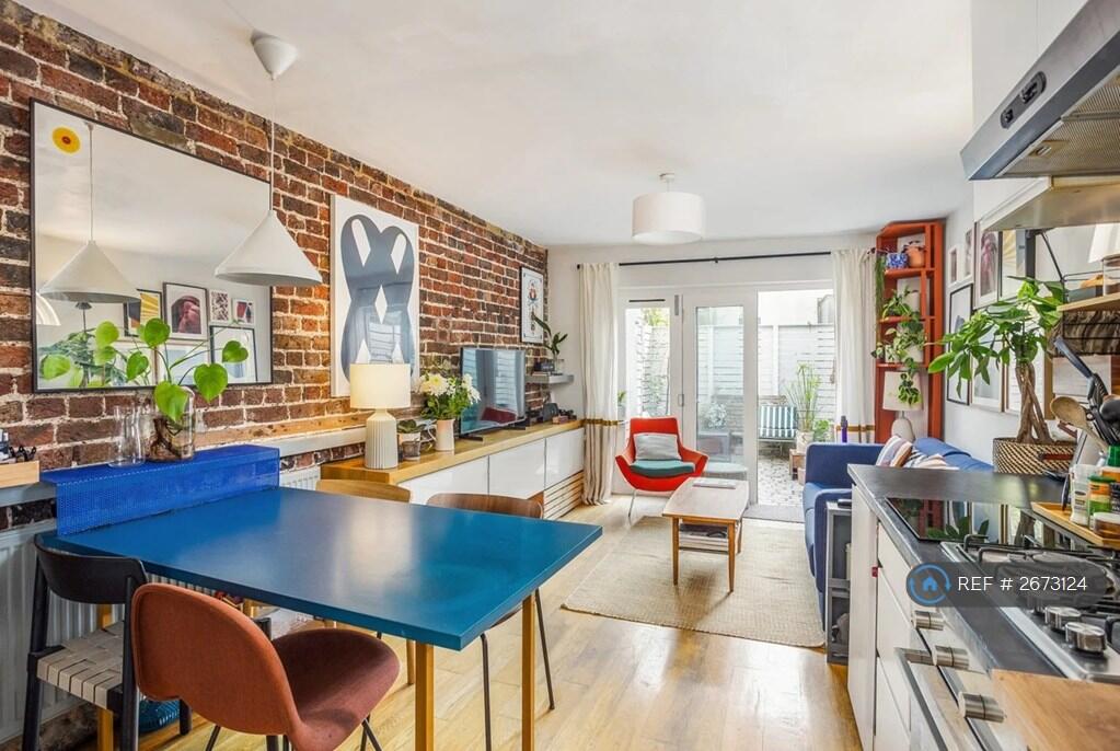 Diner/Lounge