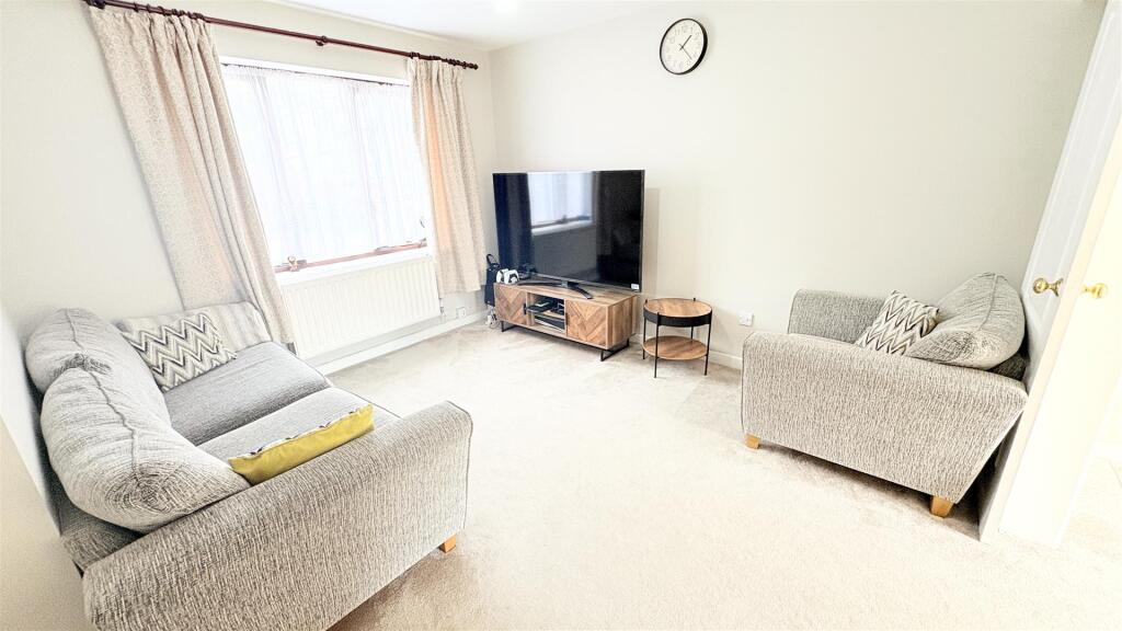 Living/Dining Room