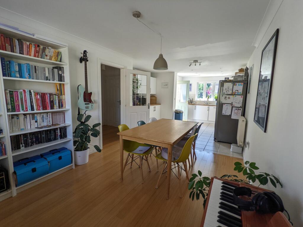 Kitchen/Dining Room