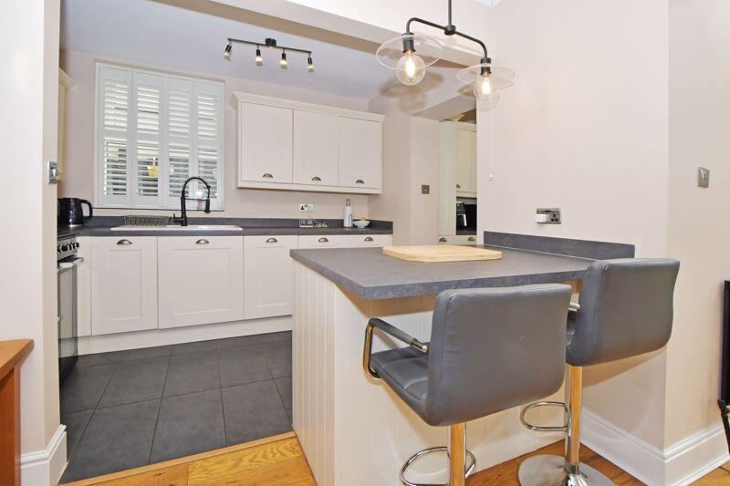 OPEN PLAN KITCHEN