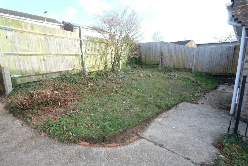 GARDEN 