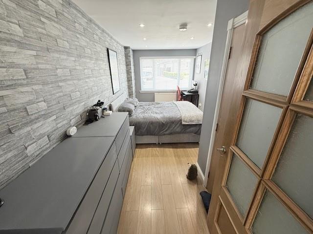33BR15.jpg