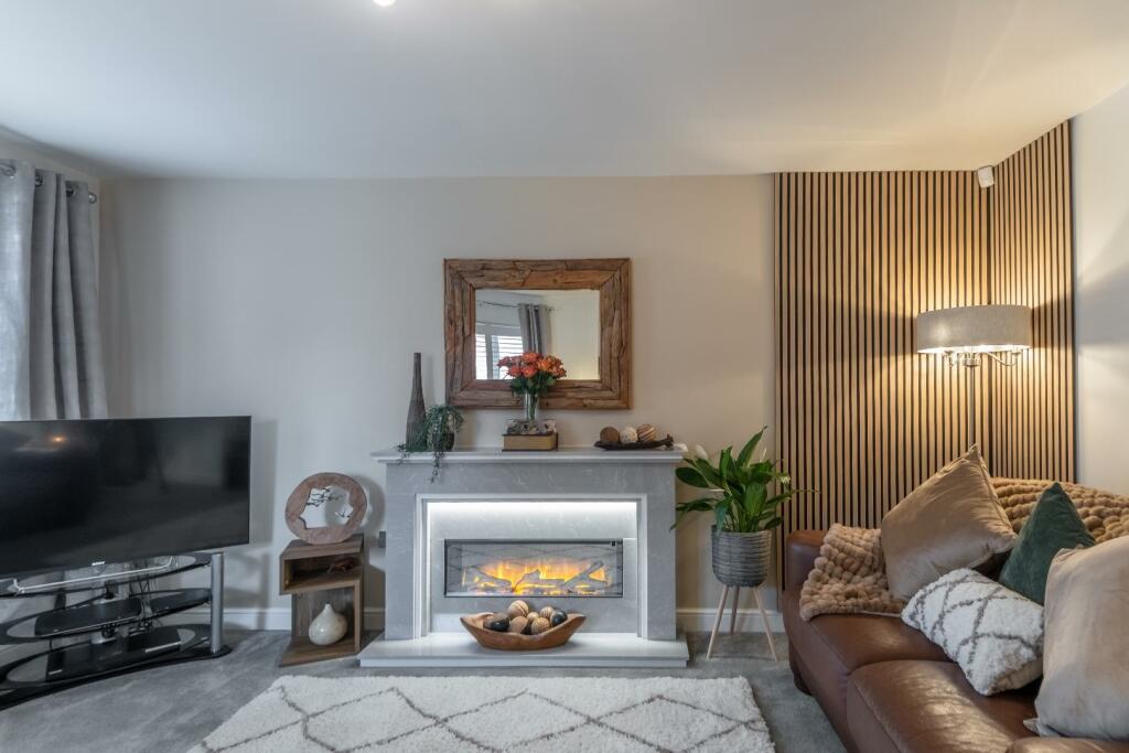 2 Bluebell Close-013.jpg