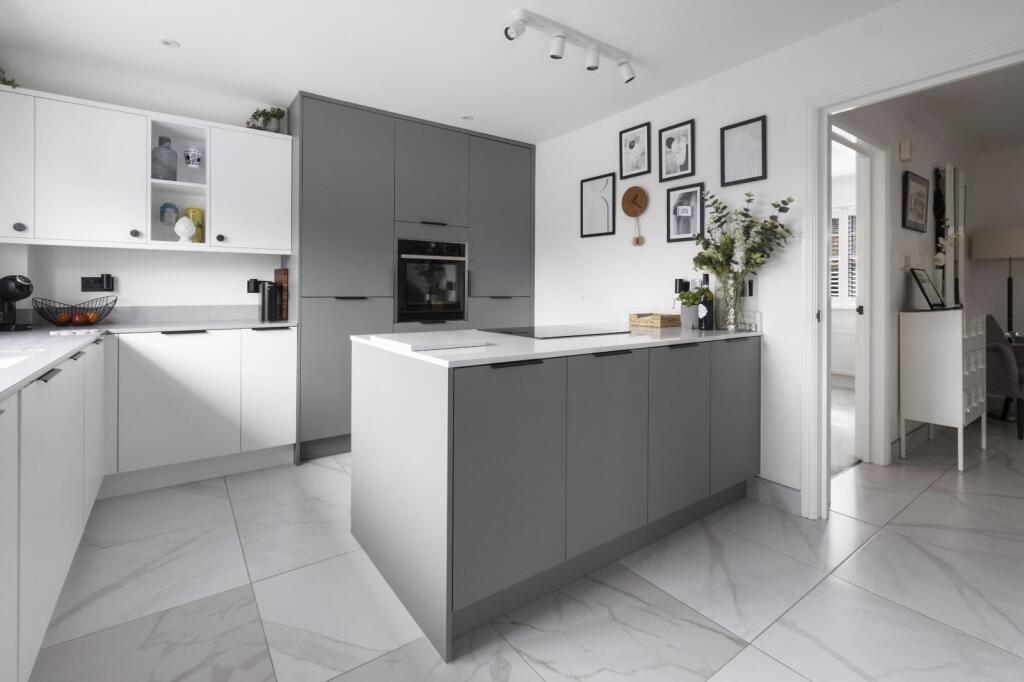 DCSF6207 MODIFIED (002).JPG