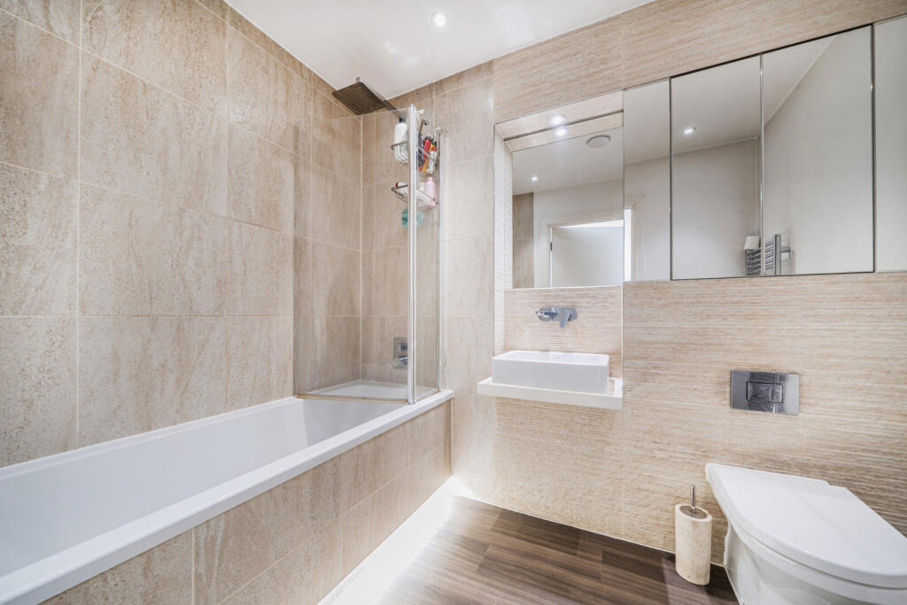 1358941-22-68d410...