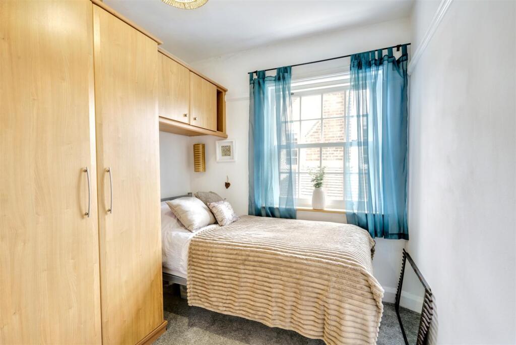 Bedroom 4.jpeg