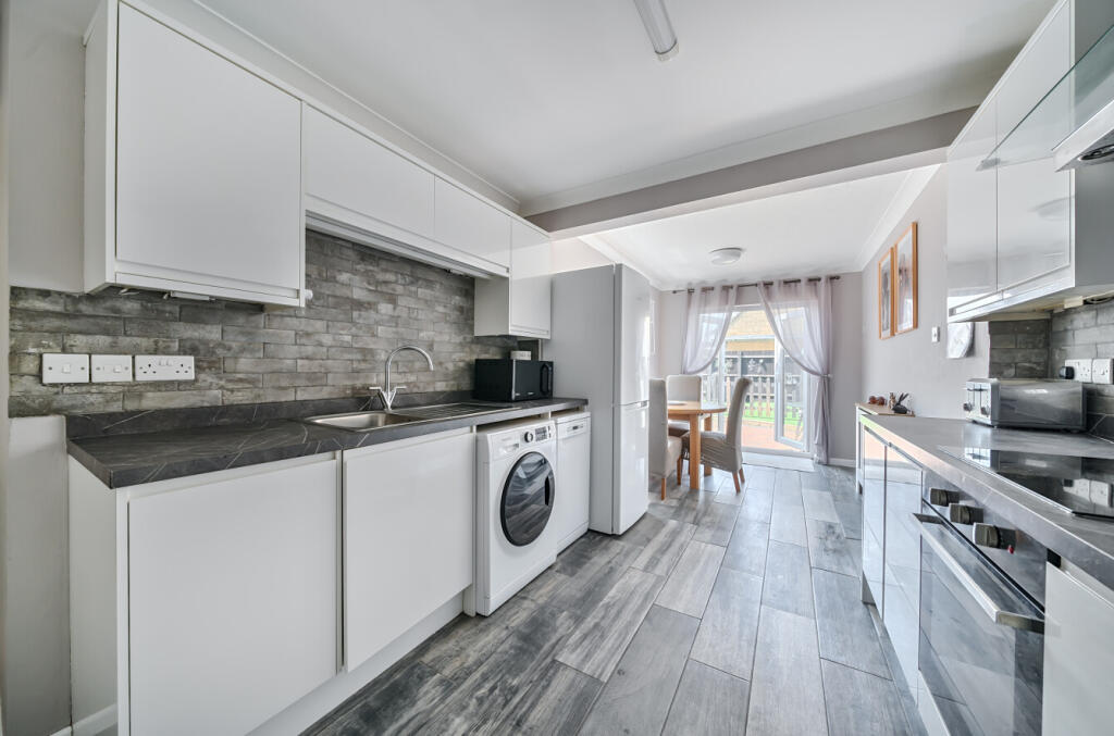 13071764684c22ae1643f