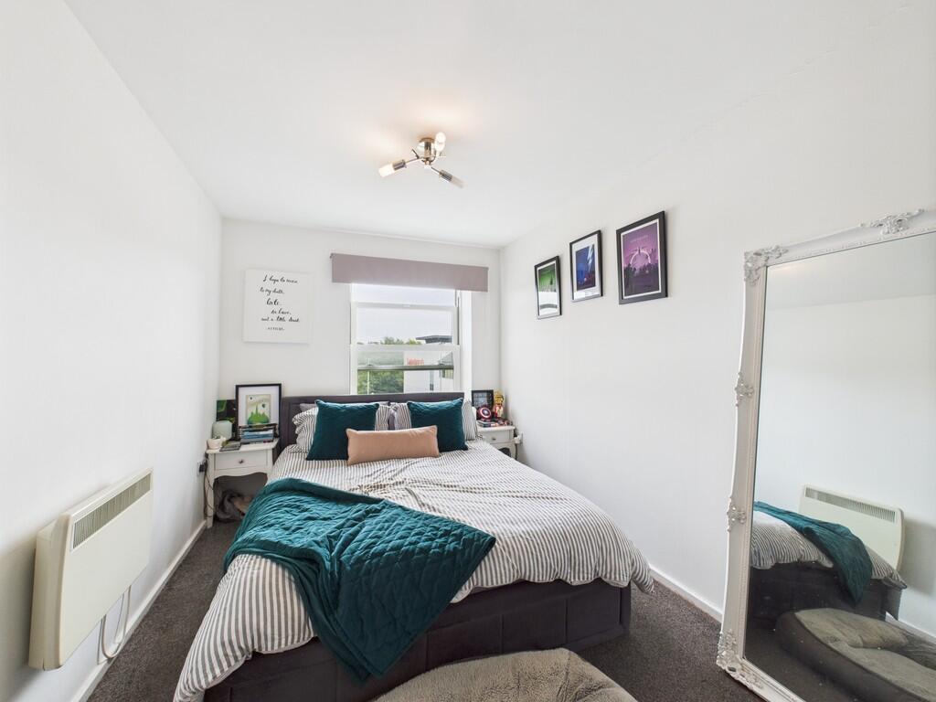 CAM01835G0-PR0235...