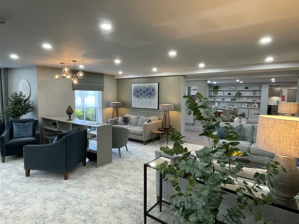 Communal Lounge'.jpg