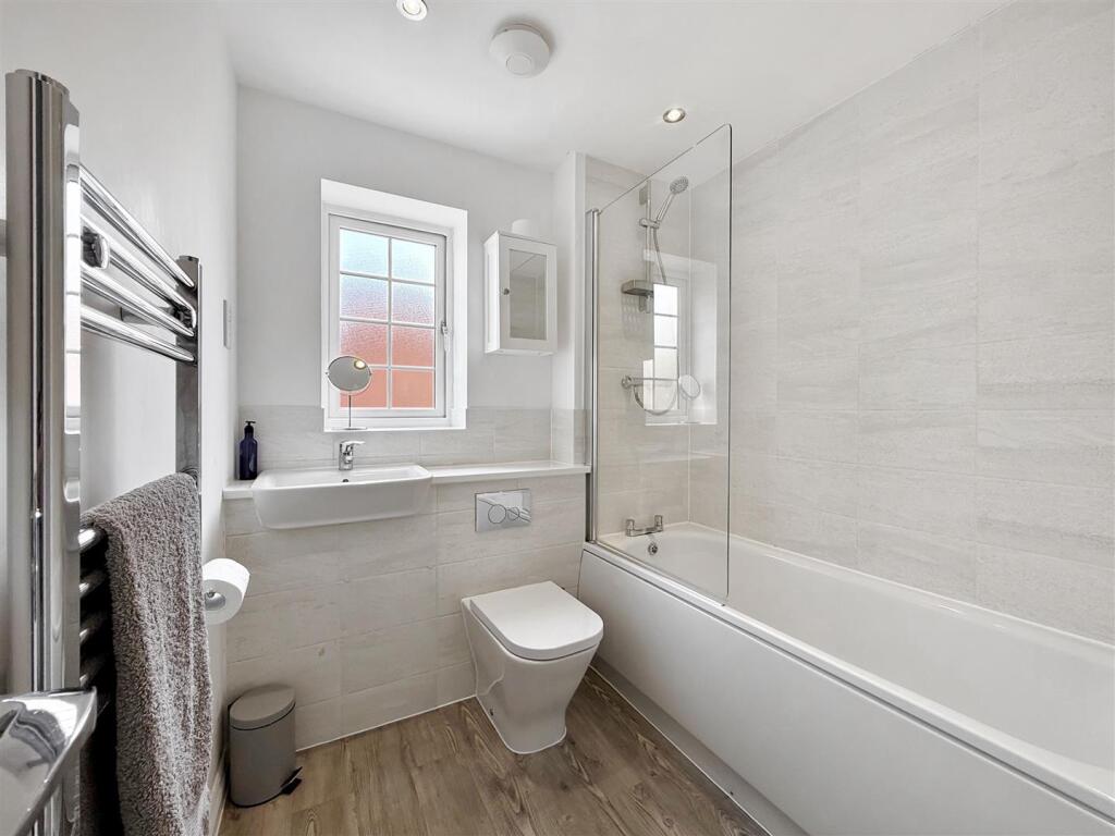 Dafodil Crescent, 7-008.JPG