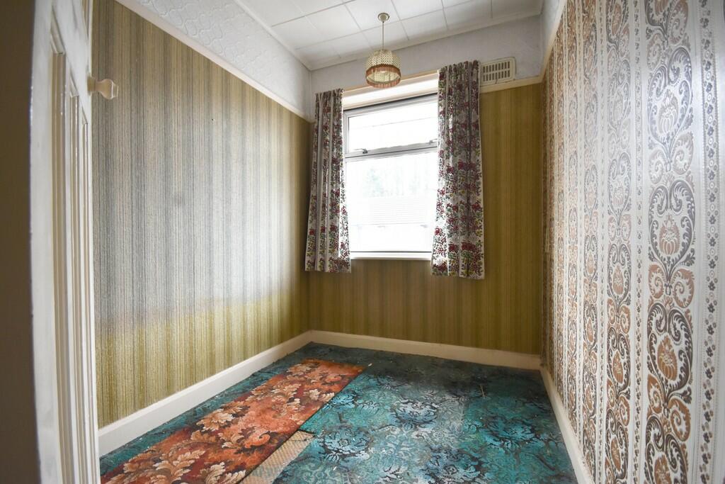 Bedroom 2-min