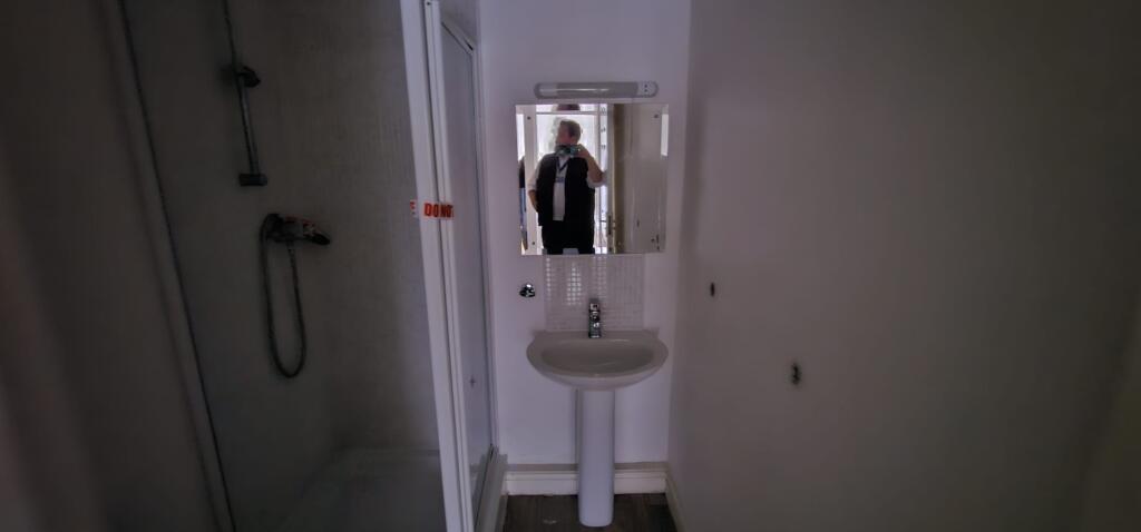 MEDIA_IMAGE_TEXT_06