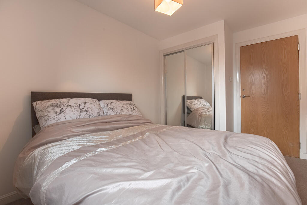 Bedroom2Angle2