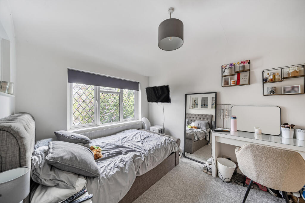 1321450-8-686e9a4...