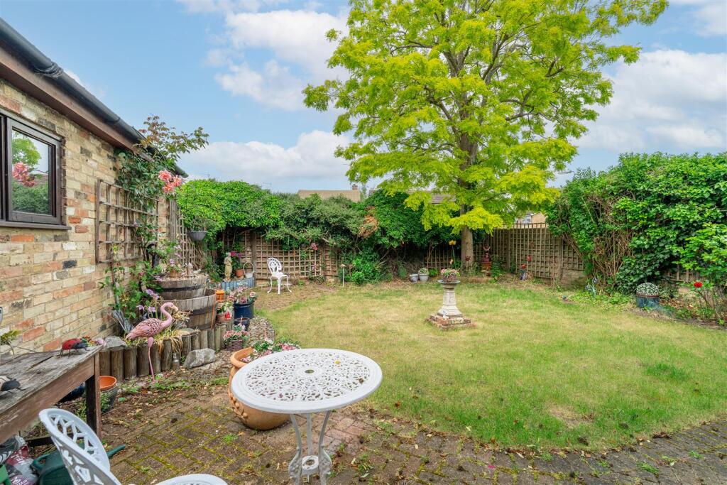 4 Spring Ln, Bottisham,--22.jpg