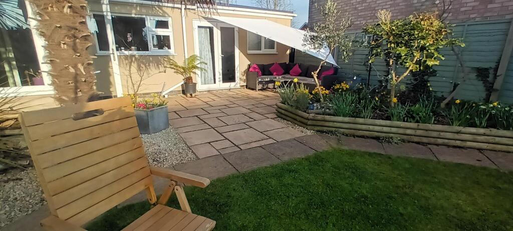 Garden 4.jpg