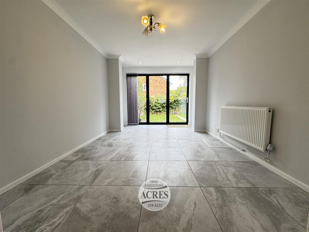 IMG_7948 (Large).jpg