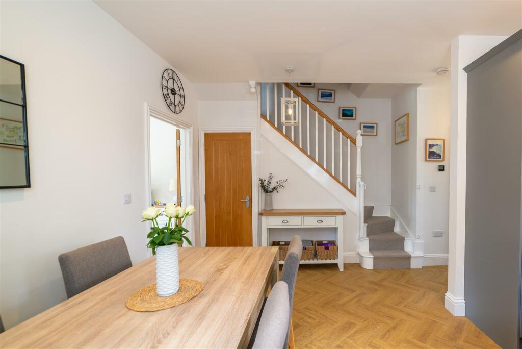 33 Deauville Avenue--4.jpg